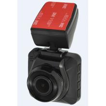 CEL-TEC E11 - palubní kamera do auta 1080p, microSDHC, WDR, 2