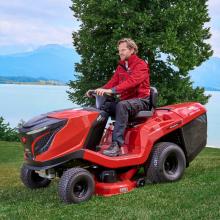 Solo T18-95.4 HD V2 Premium Traktor zahradní